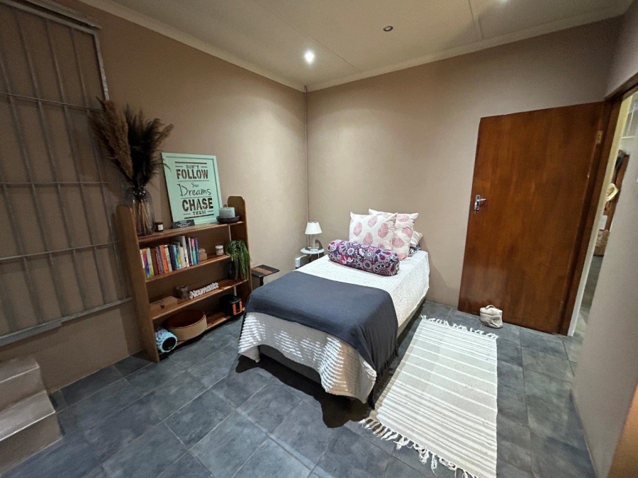 4 Bedroom Property for Sale in Noorsekloof Eastern Cape